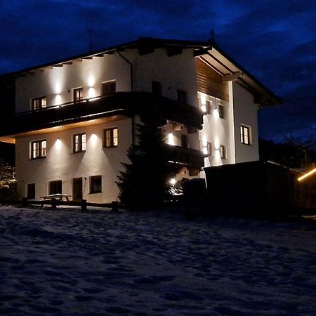Nicky Apartments And Studios Нидерау Экстерьер фото