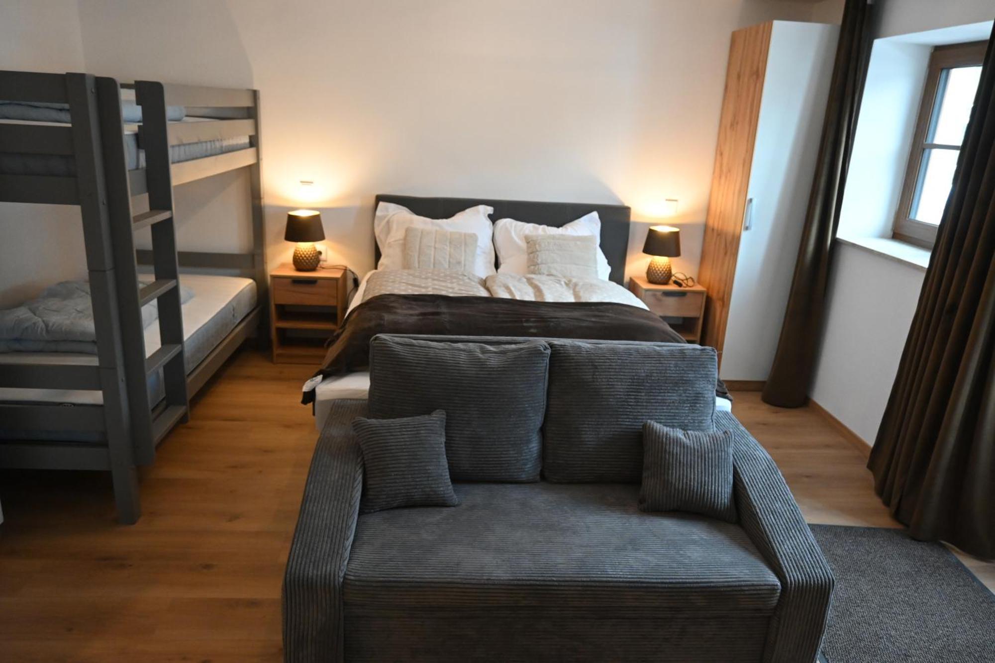 Nicky Apartments And Studios Нидерау Экстерьер фото