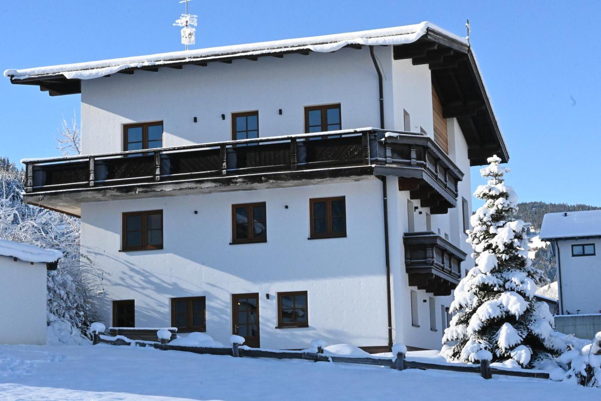 Nicky Apartments And Studios Нидерау Экстерьер фото